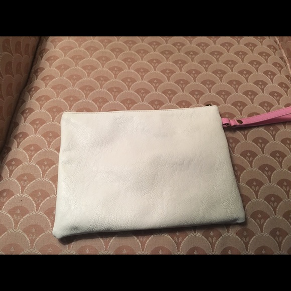 Clutch - Picture 3 of 4